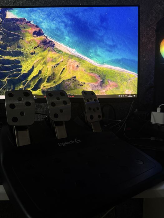 Руль Logitech G29