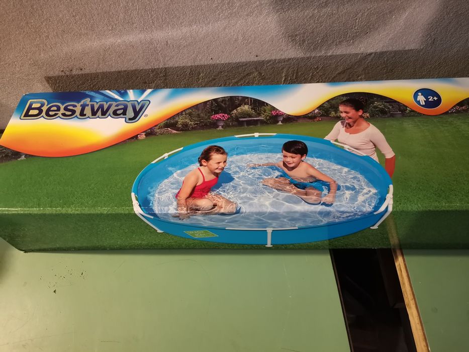 Детски басейн, нов...