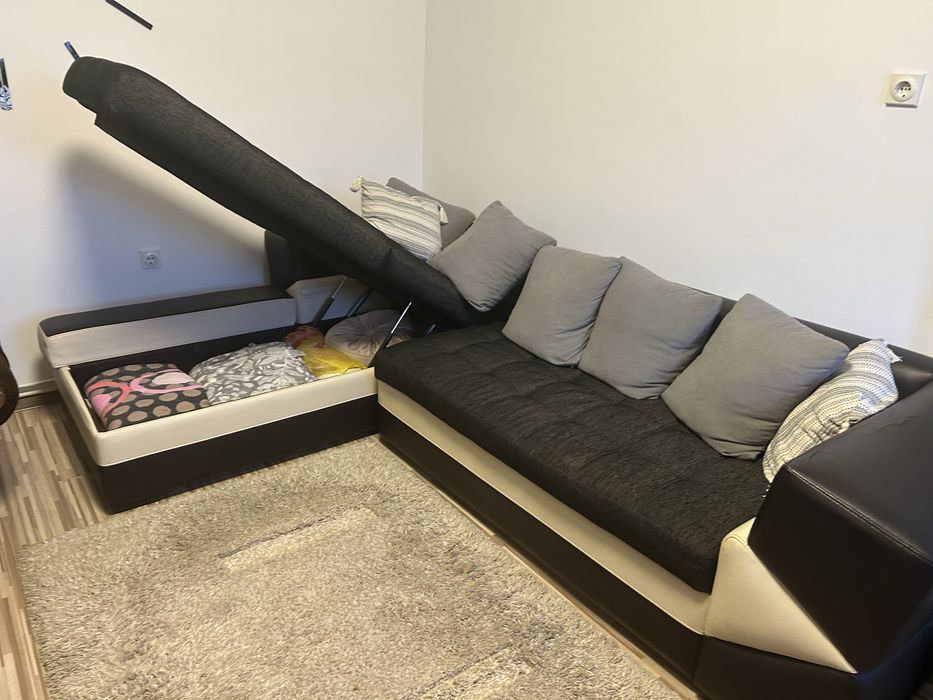 Продавам разтегателен диван