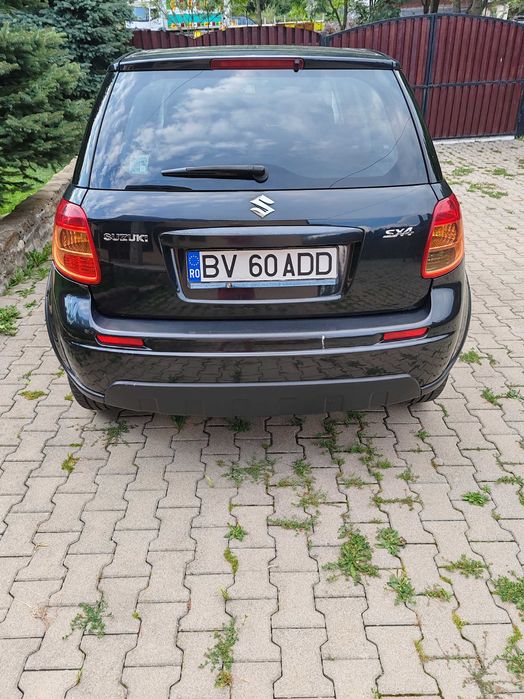 Vând Suzuki SX4