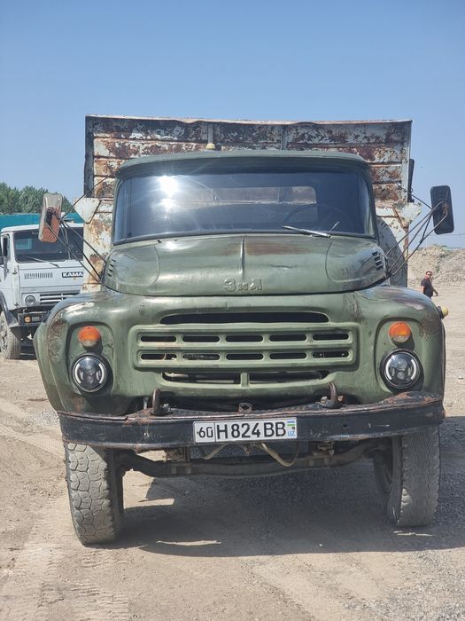 Zil 130 sotiladi
