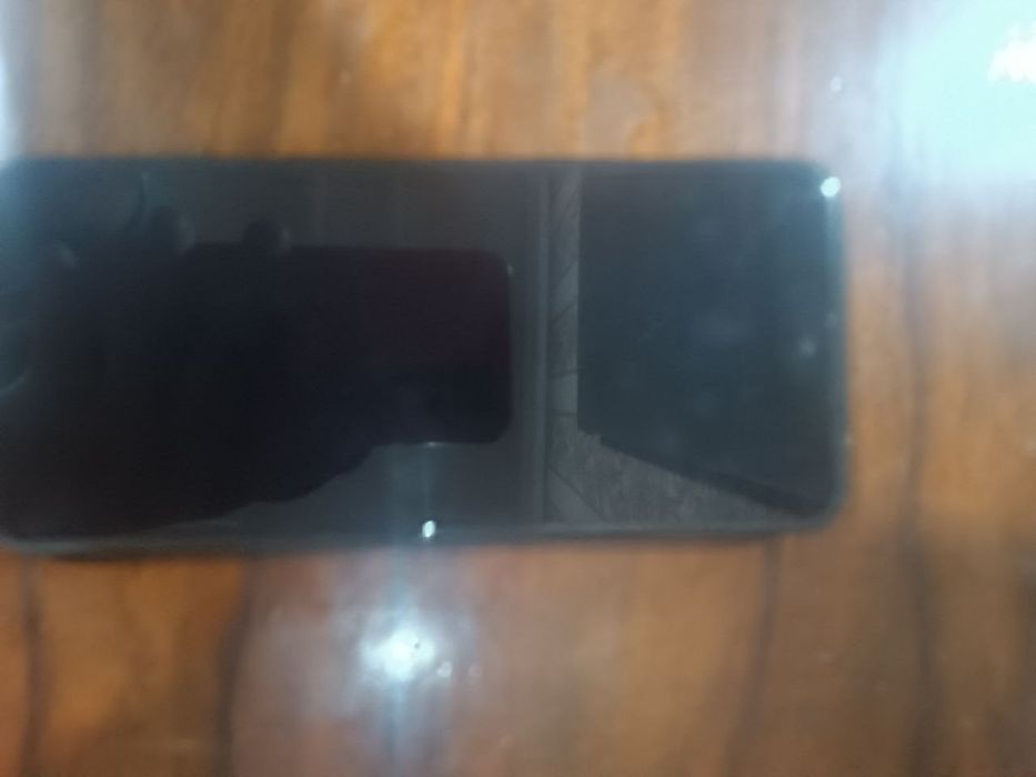 Redmi 12r holati zor ideal