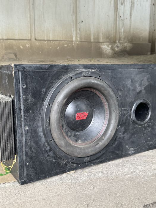 Сабуфер 12 750w с уселителом