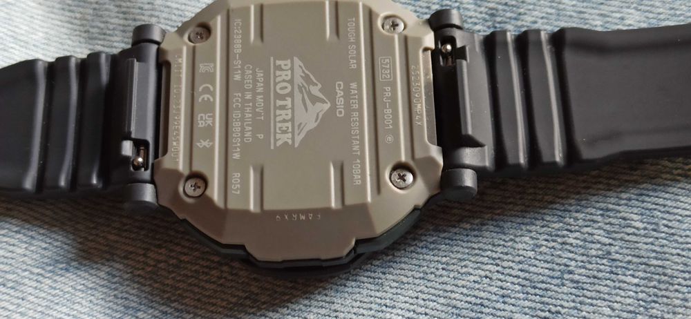 Часовник Casio Pro Trek PRJ-B001-1ER