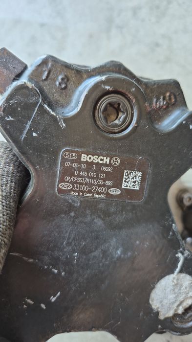 Pompa inalta presiune hyundai tucson 2.0 crdi cod 0445010121 an 2008