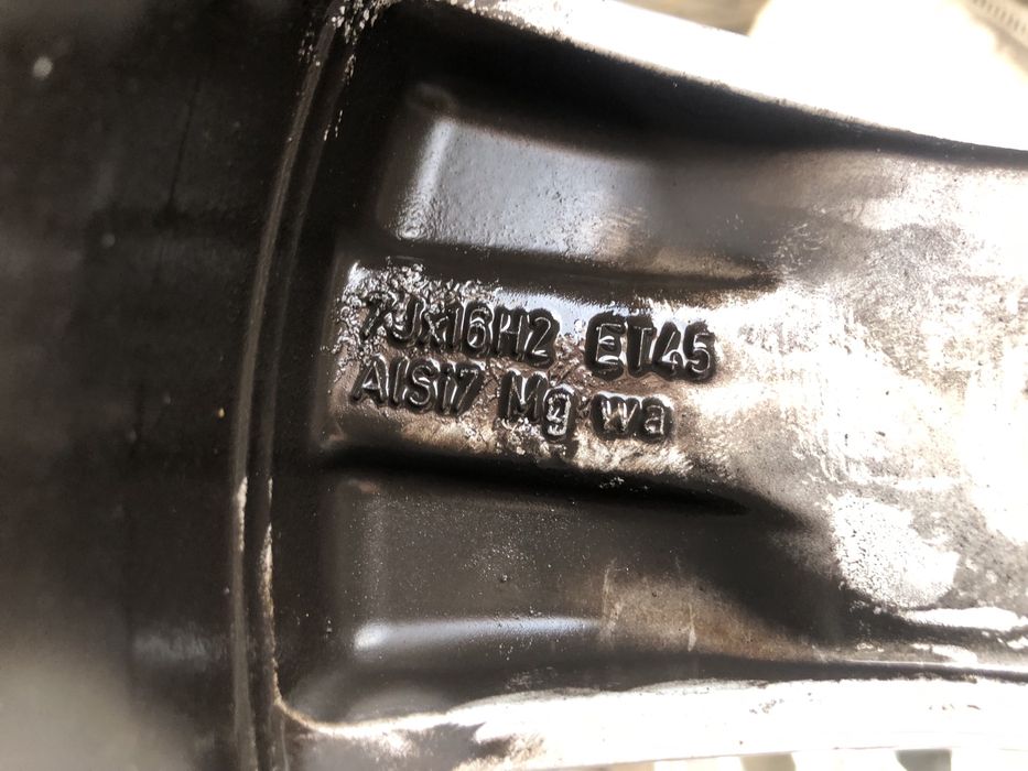 Диски на Шкоду R16