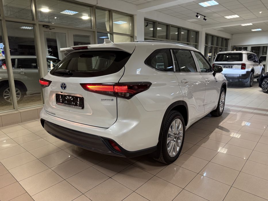 Toyota Highlander Limited Hybrid