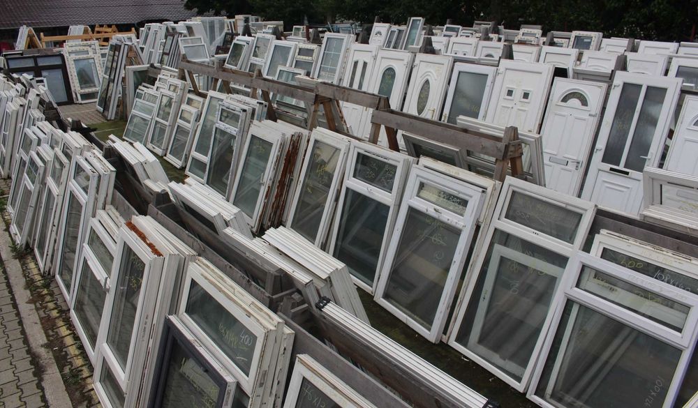Ferestre second-hand din LEMN sau PVC cu geamuri TERMOPAN