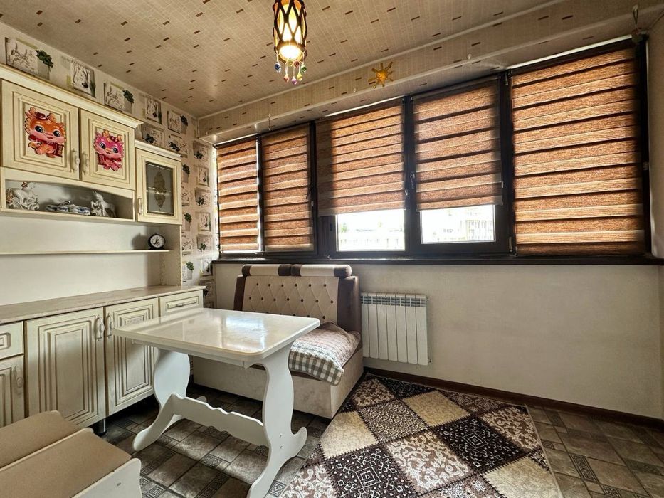 Квартира Госпитальный 4/12/12 158 м2