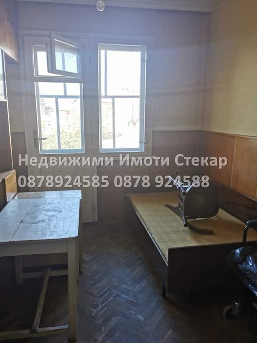 Продава се Четиристаен апартамент в Стара Загора, Център - 105 кв.м за 1191 €/кв.м - Снимка #4