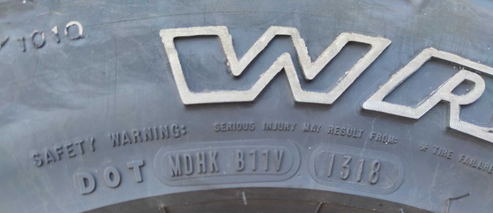 Goodyear Wrangler Duratrac 235/75R15 гуми Произведено в САЩ, в много добро състояние - 12mm+ профил на гумата