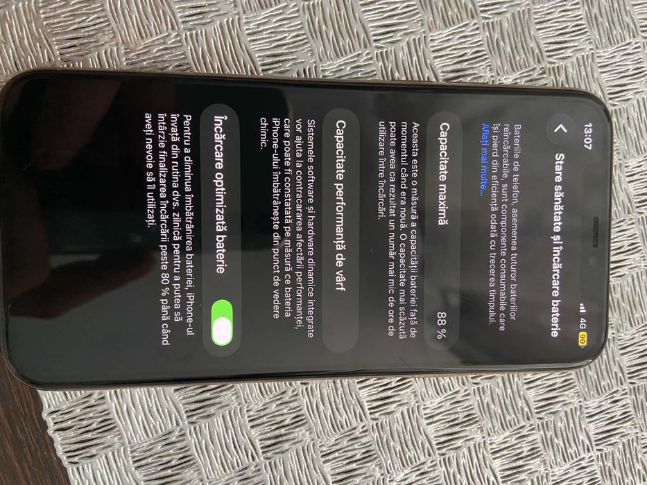 Iphone 11 pro gold