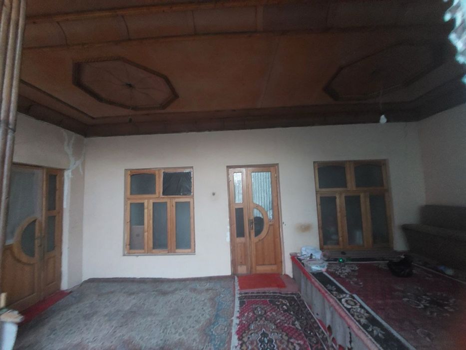 Xovli uchaska sotiladi Bektemir tumanida 10.6 sotix 8 xonali