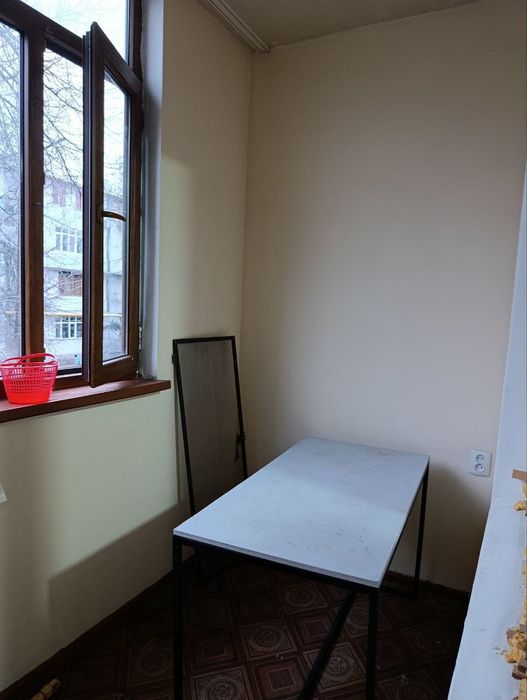 Сдается 1'2 комнатная квартира Юнусабаде 11