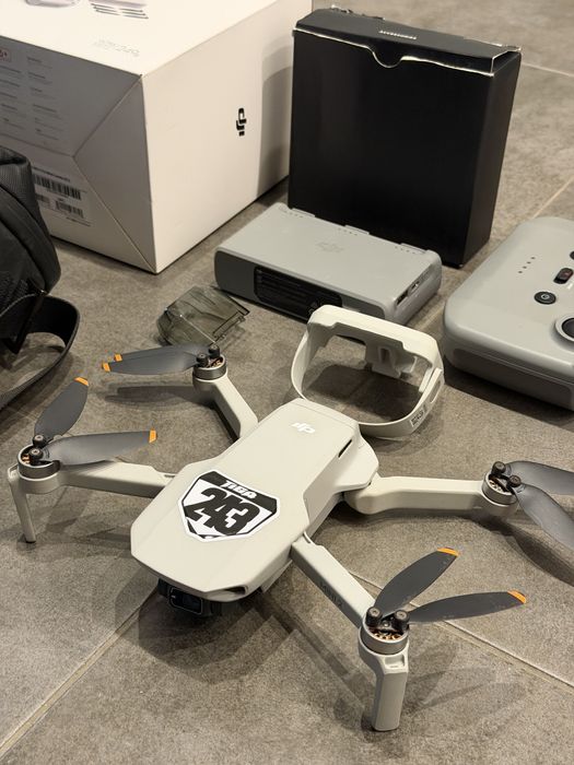 Дрон DJI mini 2 “Fly More” combo