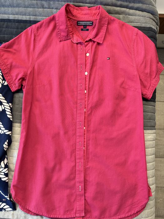 Tommy Hilfiger оригинални нови ризи, размер XS-S