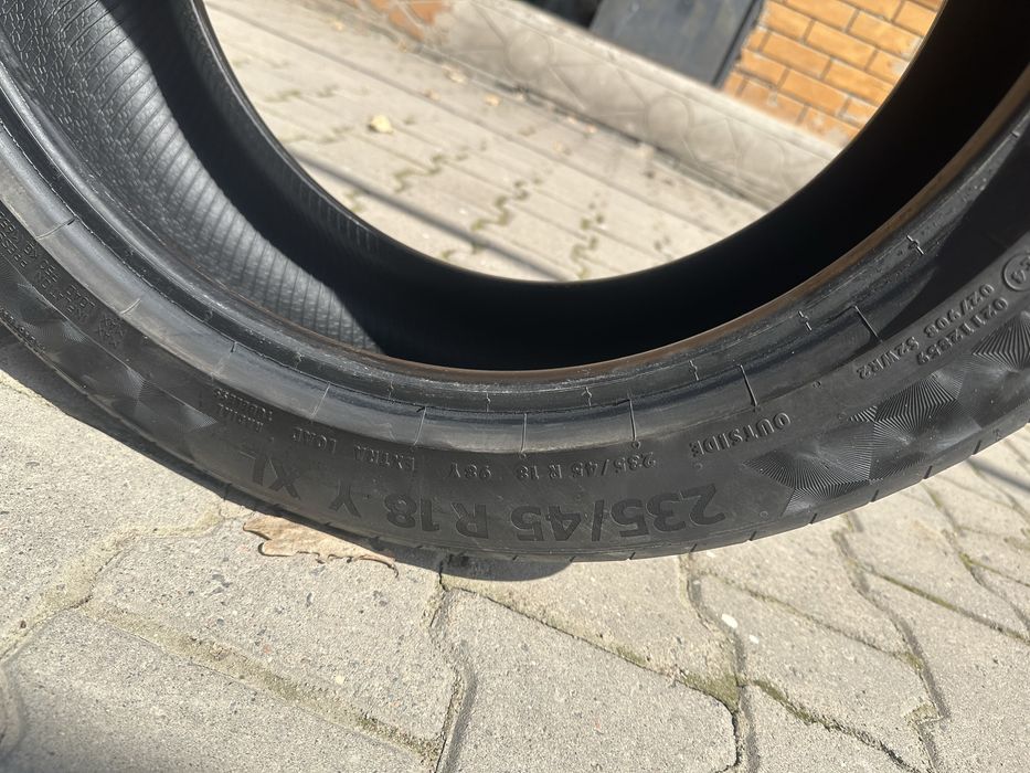 Continental Premium Contact 6 - 235/45/18