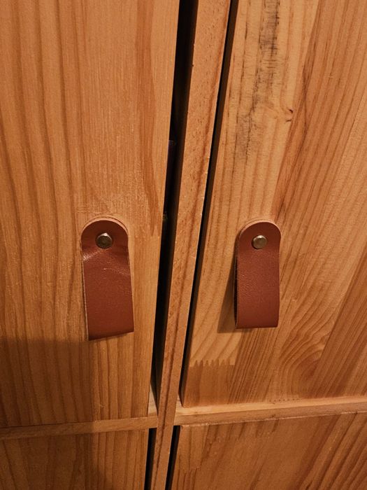 Dulapior si biblioteca de lemn de pin masiv