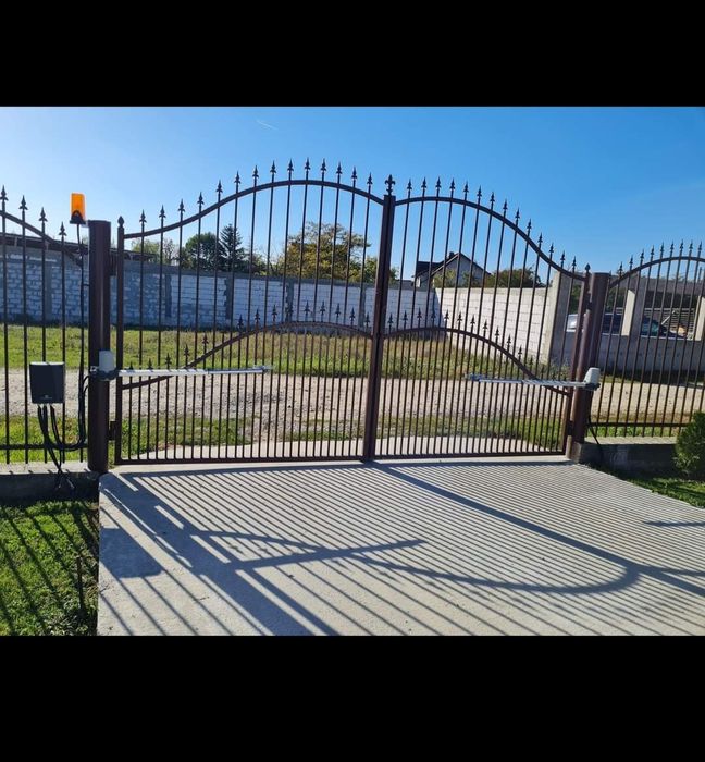 Porți automate + Montaj