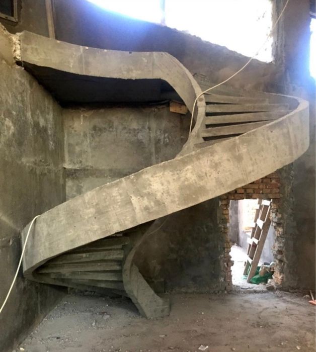 Лестница бетонная