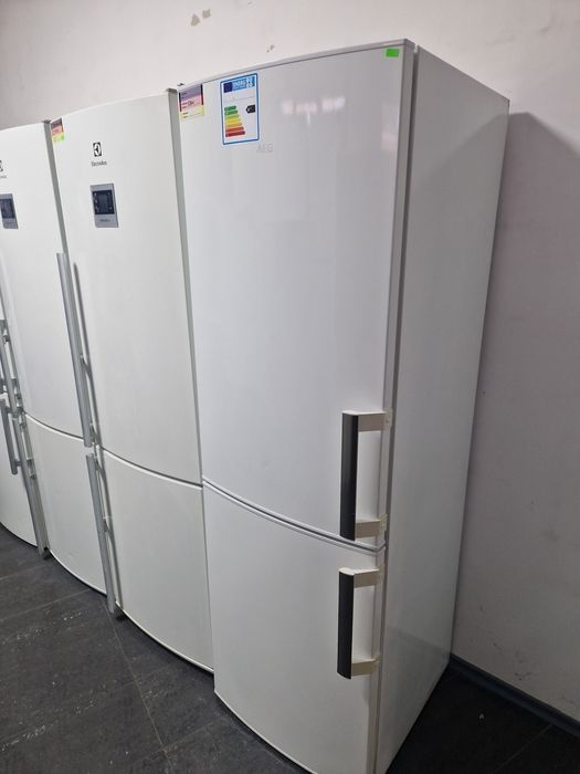 Хладилник с фризер Aeg A++ No Frost