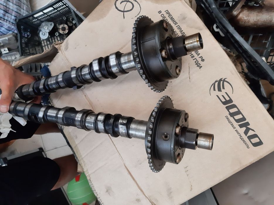 Двс m271 запчастей  головка,коллектор, помпа,компрессор