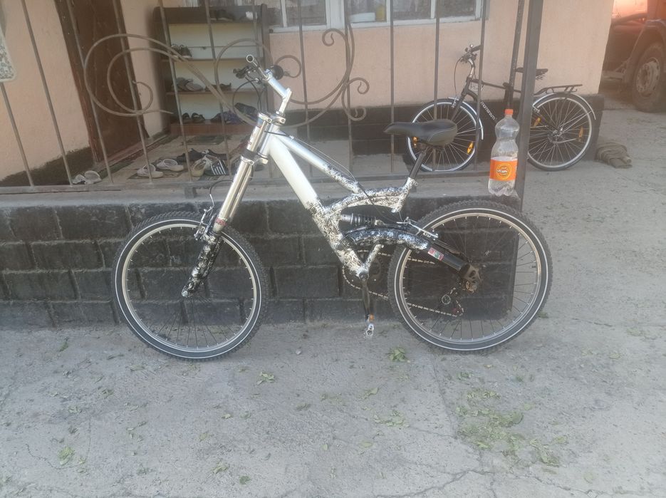 Велосипед горный