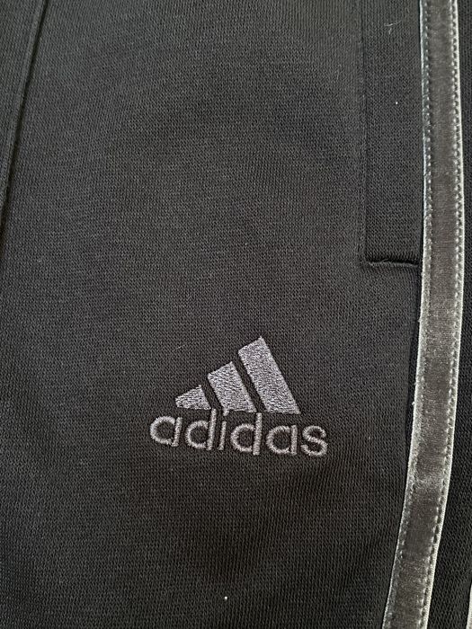 Pantaloni de trening bărbați Adidas , M