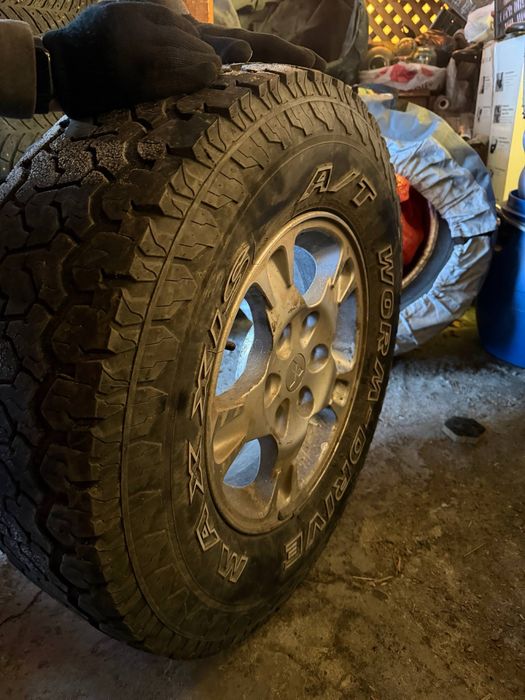 Комплект резины A/T