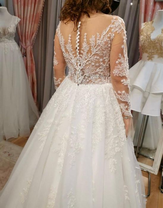 De vânzare rochie de mireasă