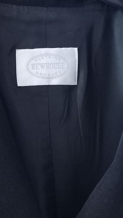 Vand sacou negru elegant,stare perfecta,nr 42-44,captusit,lungime medi