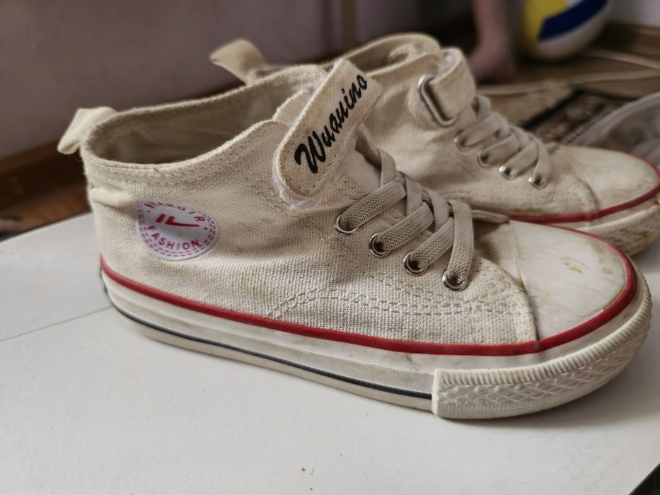 Аяқ киімдері балаларымның