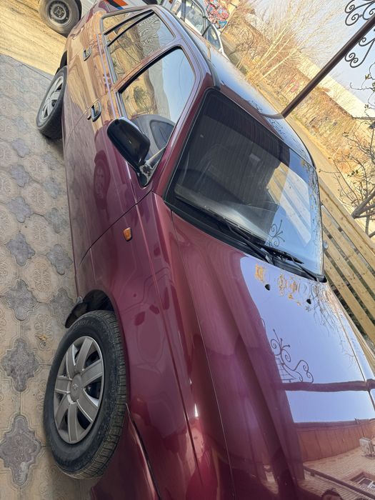 Nexia2 2014 sotiladi