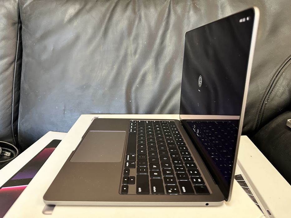 Macbook Air M2 13” Display Topcase Baterie 3 cicluri Placa de Baza Libera De conturi