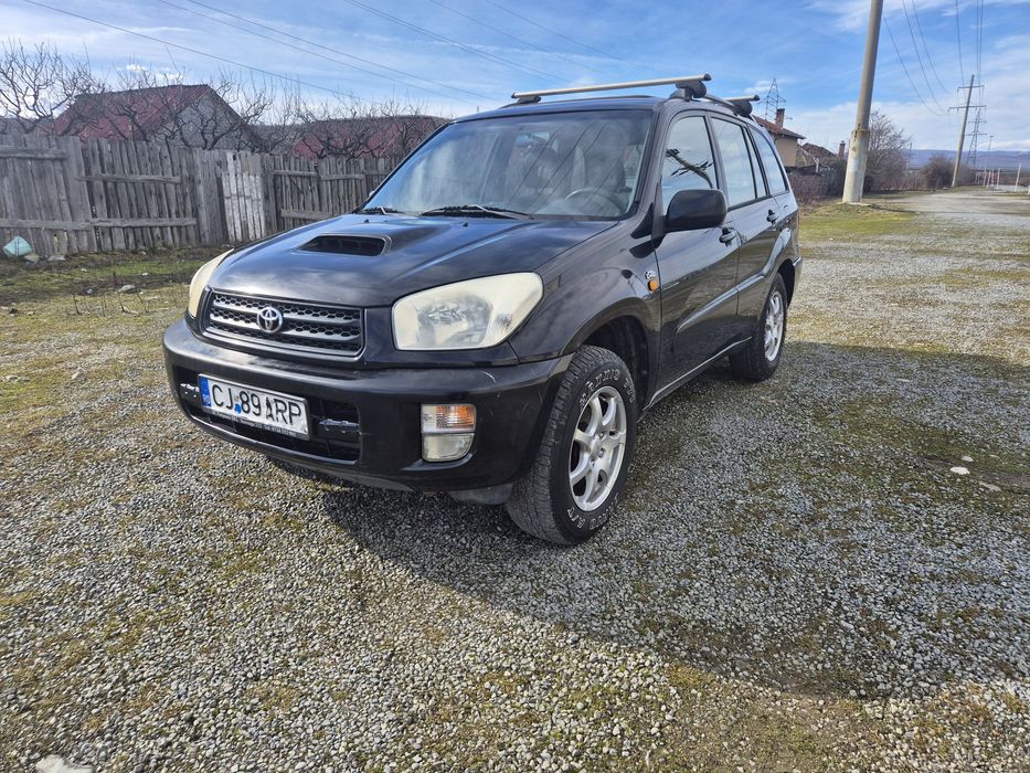 Vând Toyota Rav4