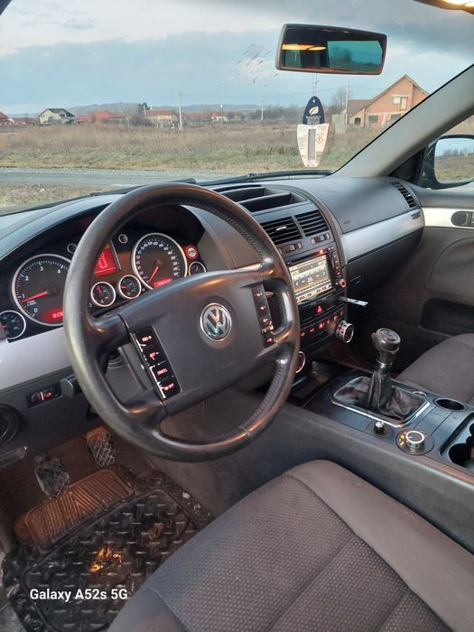 Vând touareg motor 2.5 tdi