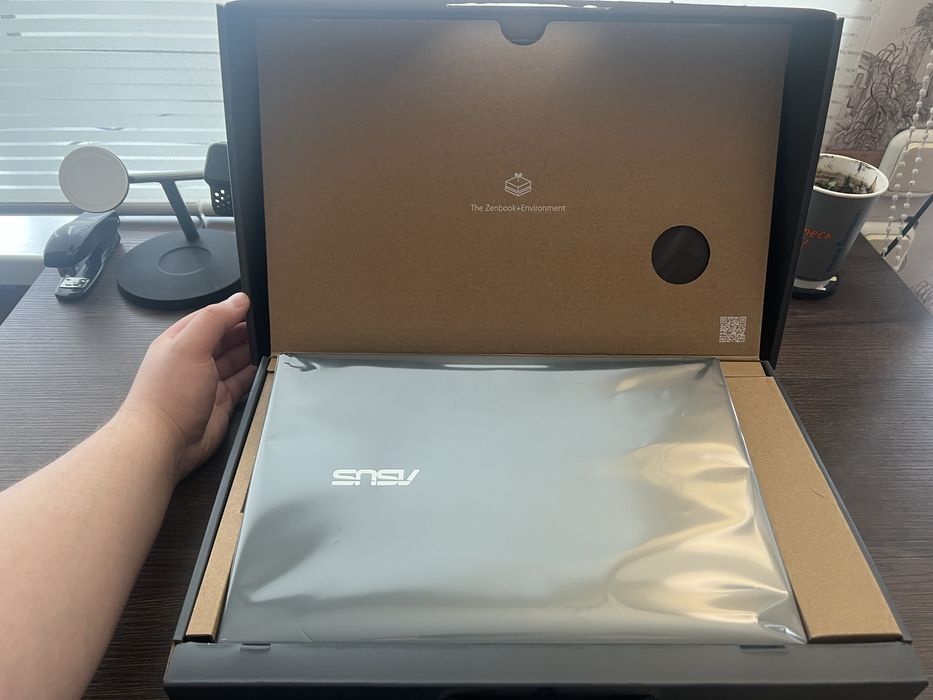 Ноутбук Asus Zenbook