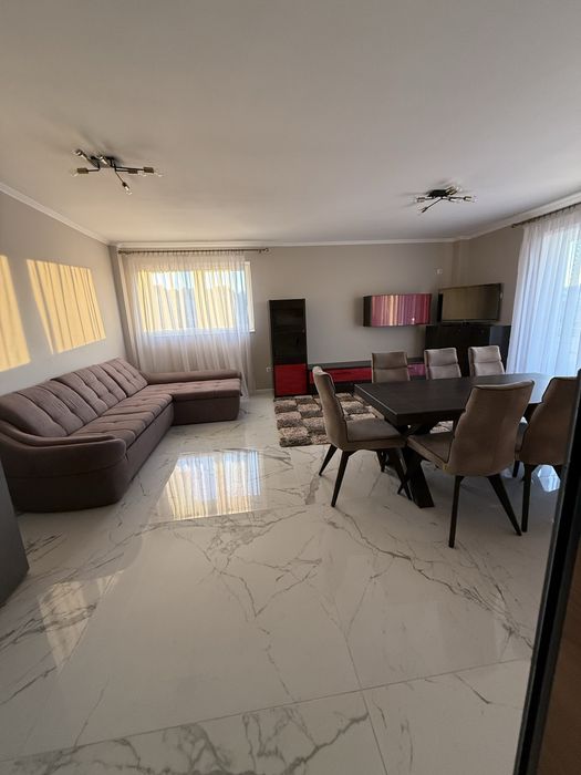 Inchiriez apartament cu doua camere str Constantin Brancusi