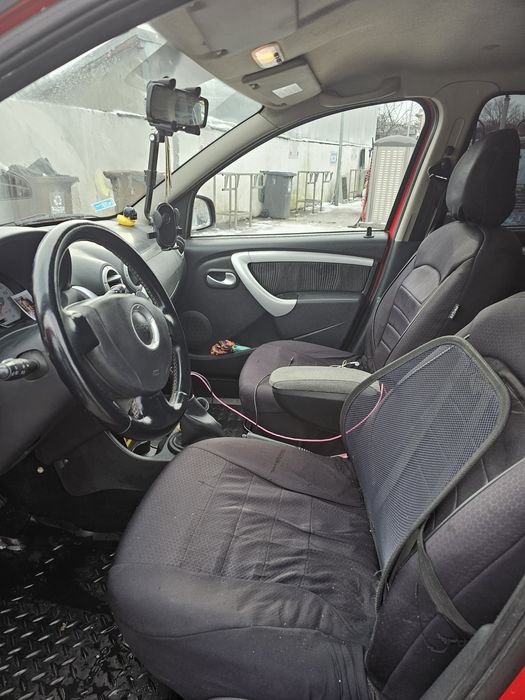 Dacia Sandero Laureate