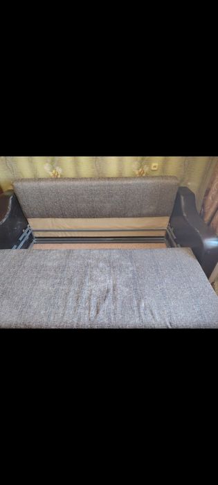 Продаю диван в б/у