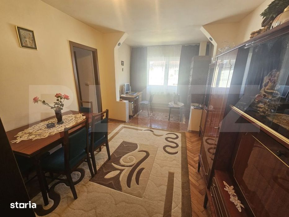 Apartament de vanzare 4 camere - Beclean