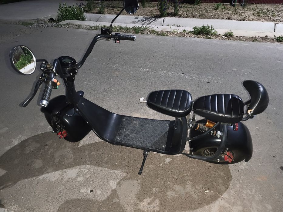 Vând scuter electric