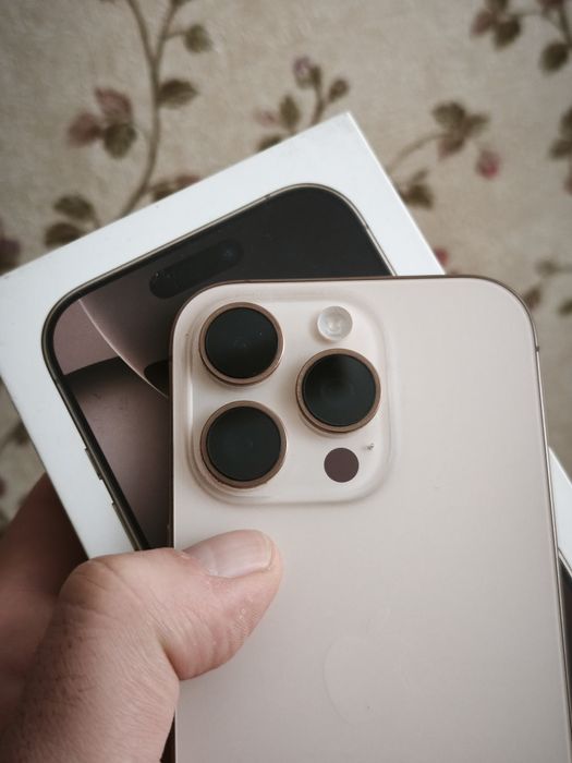 Iphone 16 pro 256 gold