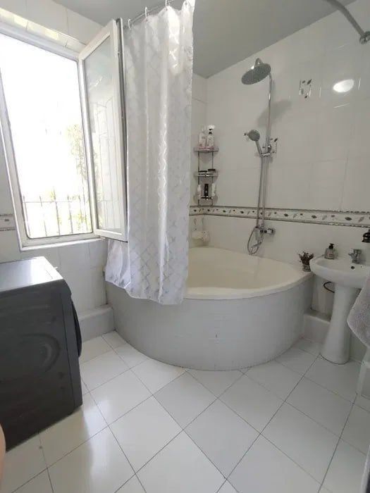 Мирзо-Улугбек. 2/4/4. 46м². ЕВРО меб+тех. Z