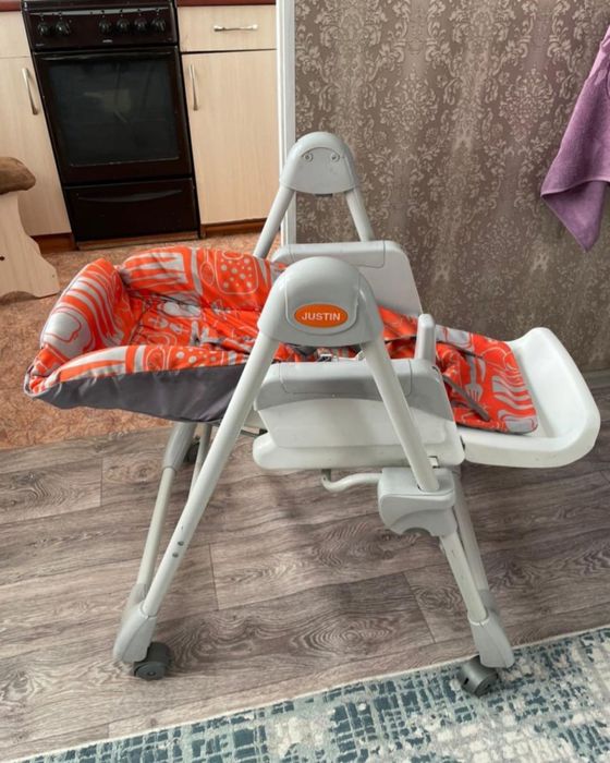 Продается стульчик для кормления