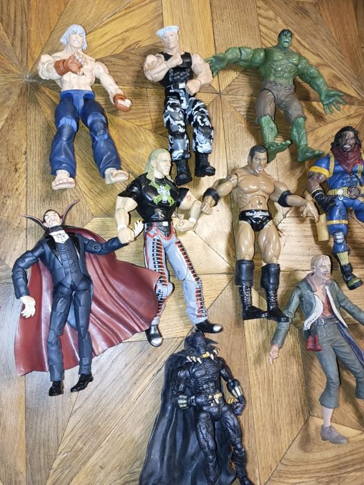 Разные коллекционные фигурки