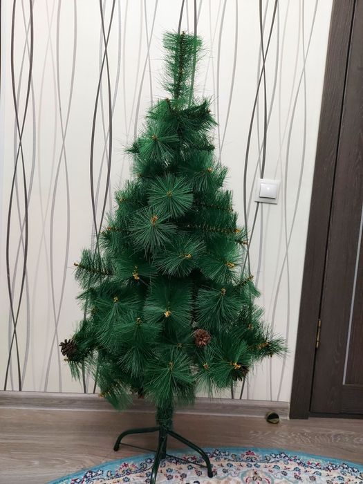 Искусственная елка