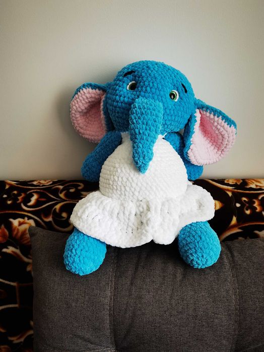 Papusa Elefant crosetat manual