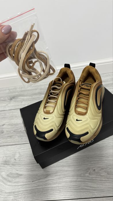 Adidasi Nike Air Max 720 Aurii Originali