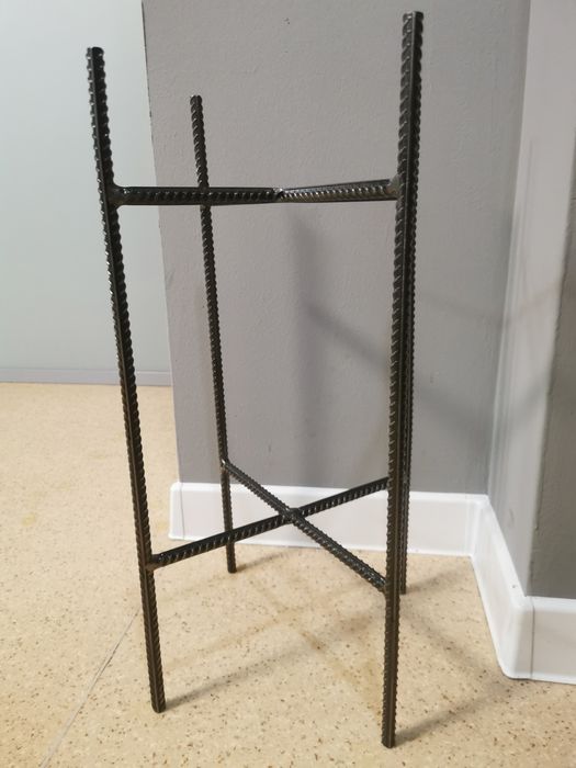 Подставки для цветов